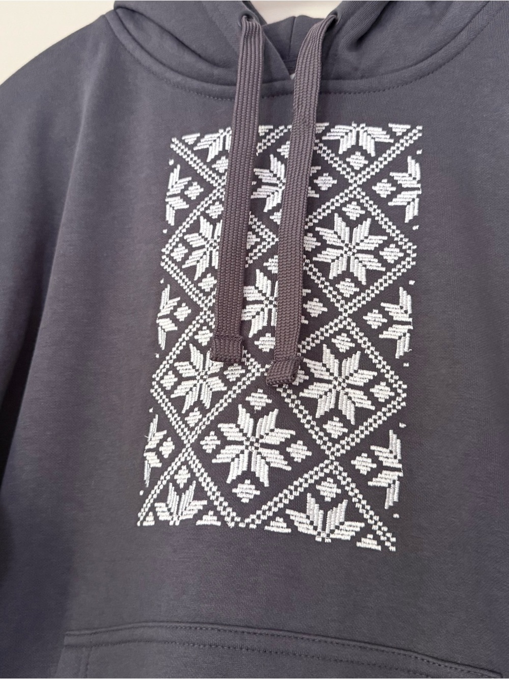 Men’s Vyshyvanka Embroidered Hoodie, Size L